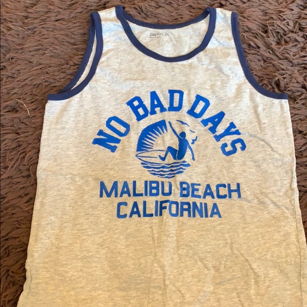 Gap Muscle shirt